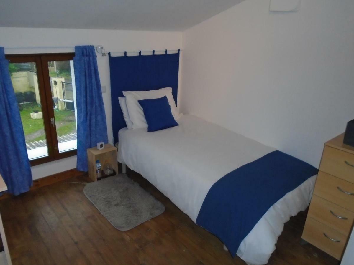 43 Rue Des Quarts Bed and Breakfast Ménesplet Εξωτερικό φωτογραφία